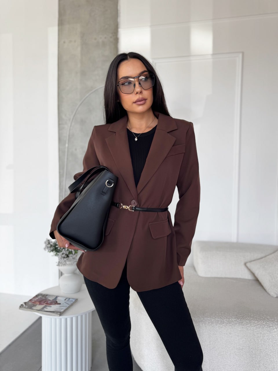 Женский пиджак коричневого цвета 34483