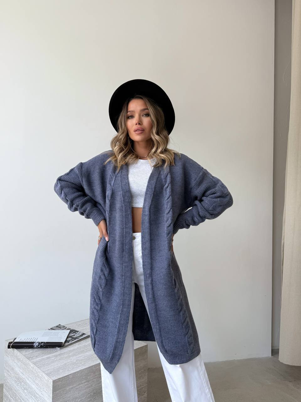 Женский удлиненный кардиган графитового цвета 34289