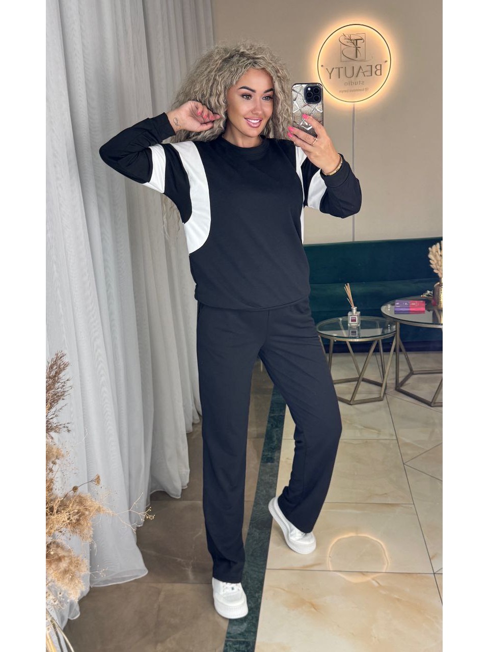 Жіночий повсякденний костюм чорного кольору 34986