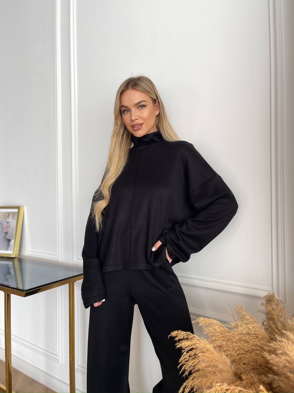 Жiночий прогулянковий костюм чорного кольору 34315