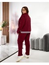 Жiночий прогулянковий костюм iз замшу бордового кольору 35380