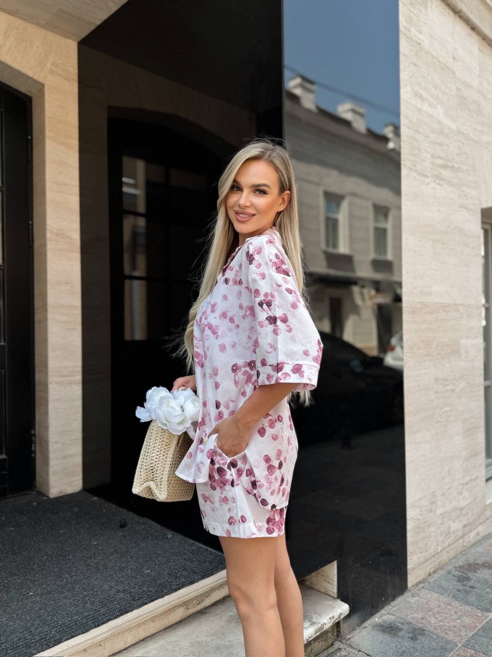 Жiночiй прогулянковий костюм рожевого кольору 33604