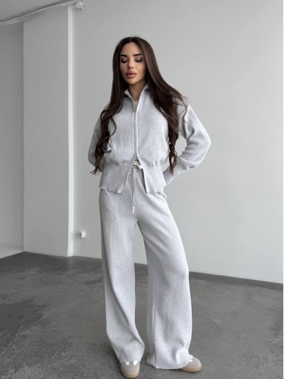 Жiночий прогулянковий костюм сiрого кольору 35954