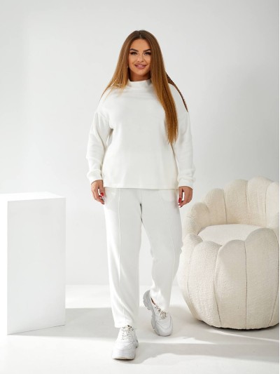 Жiночiй прогулянковий костюм з ангори молочного кольору 34159