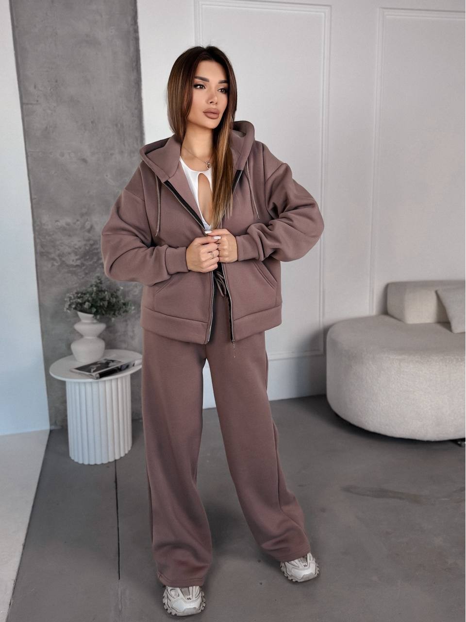 Жіночий спортивний костюм на флісi кавового кольору 35757