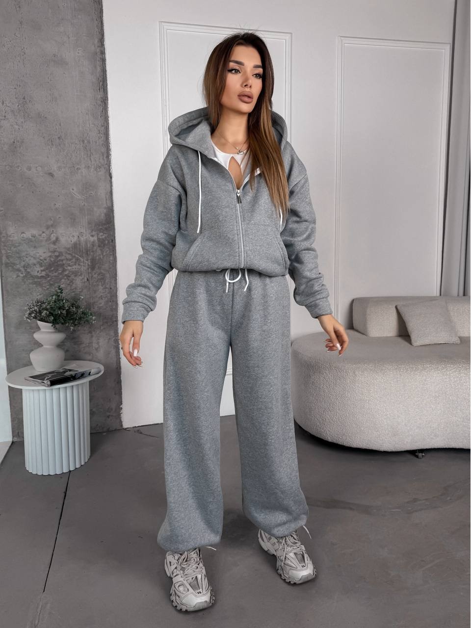 Жіночий спортивний костюм на флісi сiрого кольору 35752
