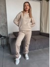 Женский спортивный костюм флисе с капюшоном бежевого цвета 35769