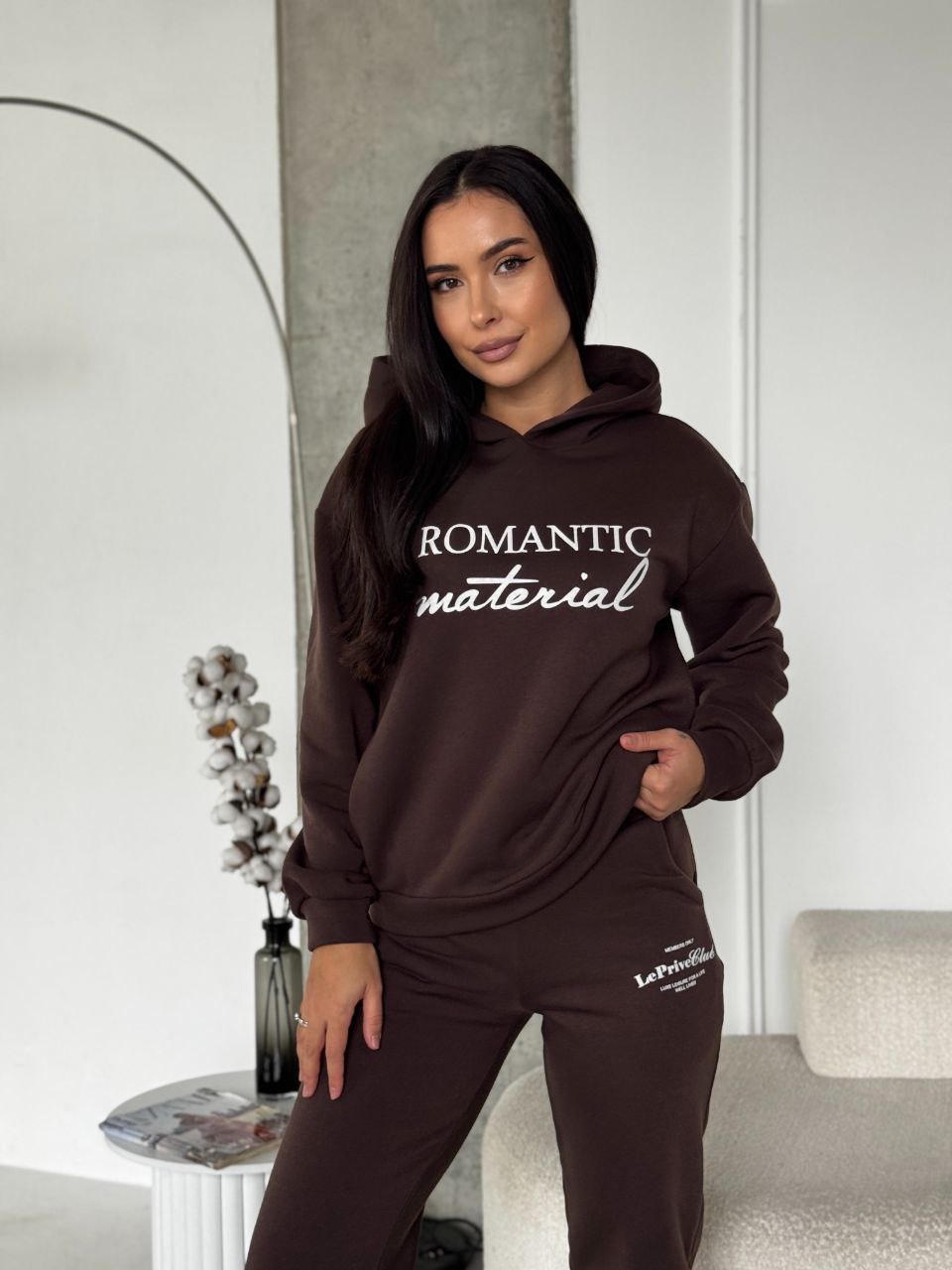 Жіночий спортивний костюм на флiсi з написом коричневого кольору 35454