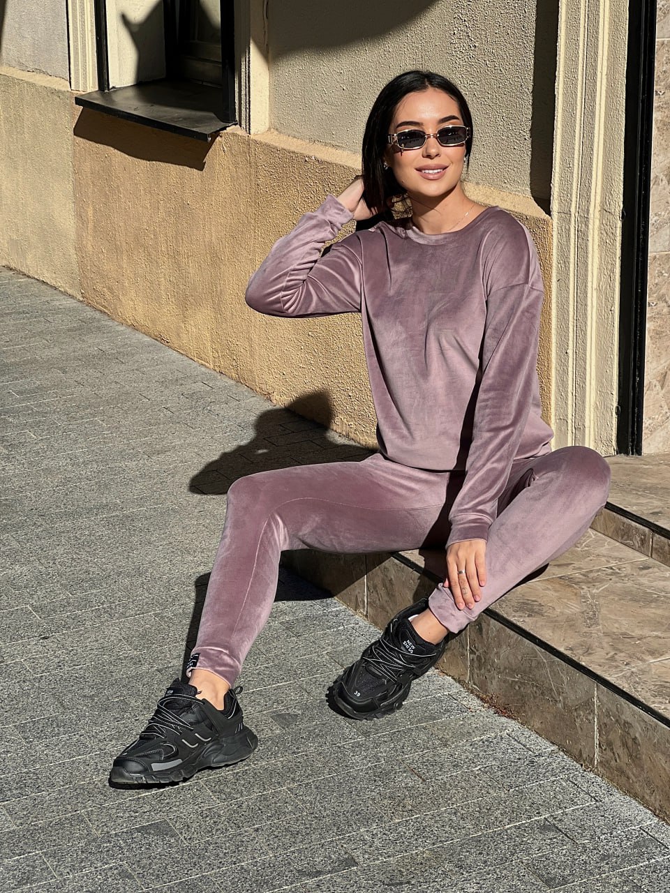 Женский спортивный костюм пудрового цвета 34439