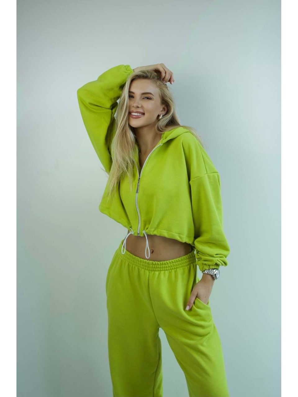 Жіночий спортивний костюм салатового кольору 34680