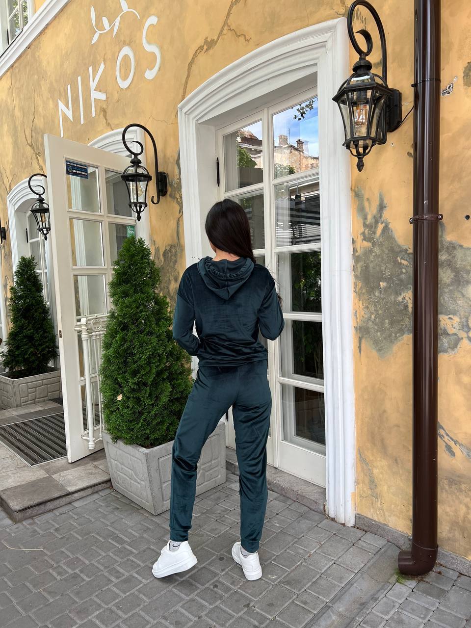 Жіночий спортивний костюм смарагдового кольору 34155