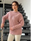 Жіночий светр з фактурною вʼязкою пудрового кольору 34355