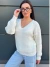 Жіночий светр з з вирізом молочного кольору 34427