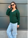 Жіночий светр з з вирізом смарагдового кольору 34421