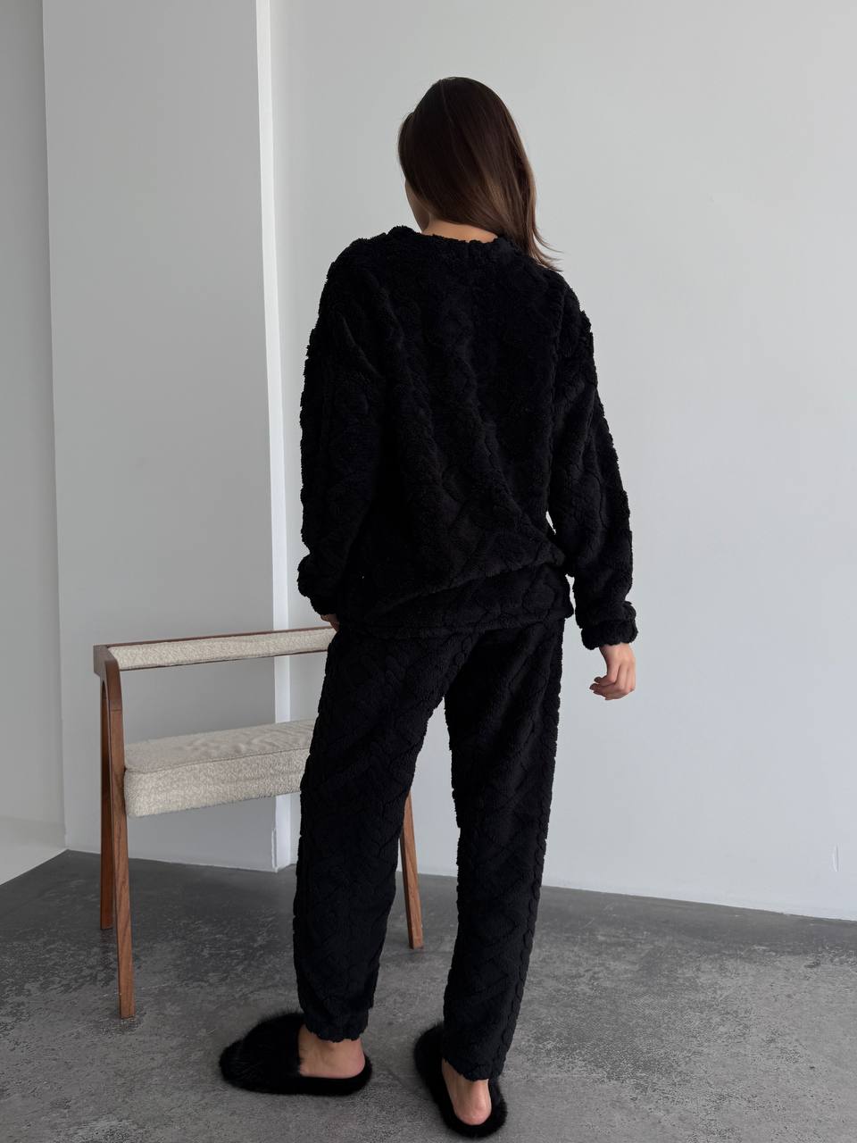 Жіночий теплий домашній костюм чорного кольору  35727