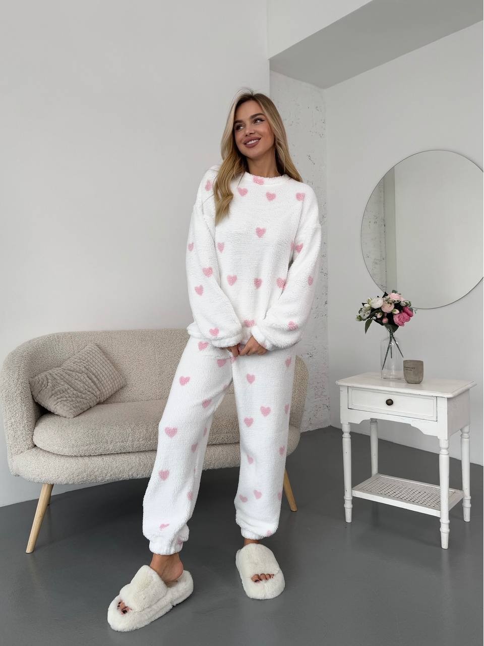 Жіночий теплий домашній костюм в сердце молочного кольору  35914