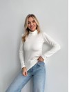 Жіночий теплий гольф молочного кольору 35581