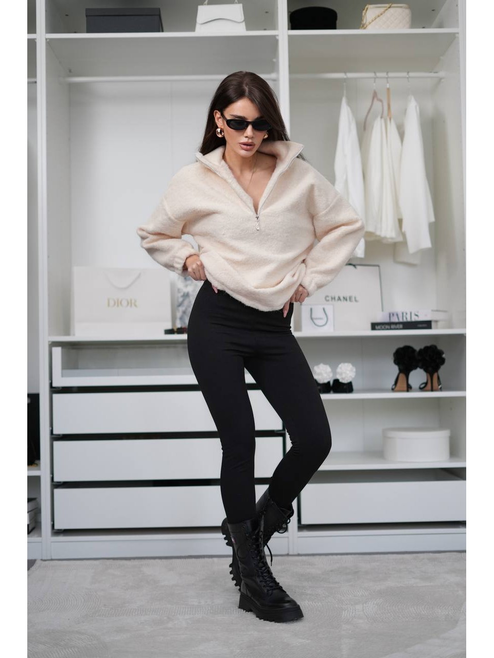 Женский теплый костюм (худи+лосины) черно-белого цвета 35701