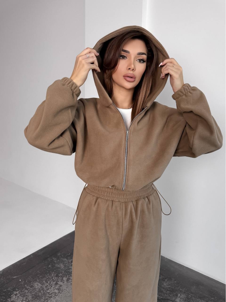 Жіночий теплий костюм iз фліса кавового кольору 35984