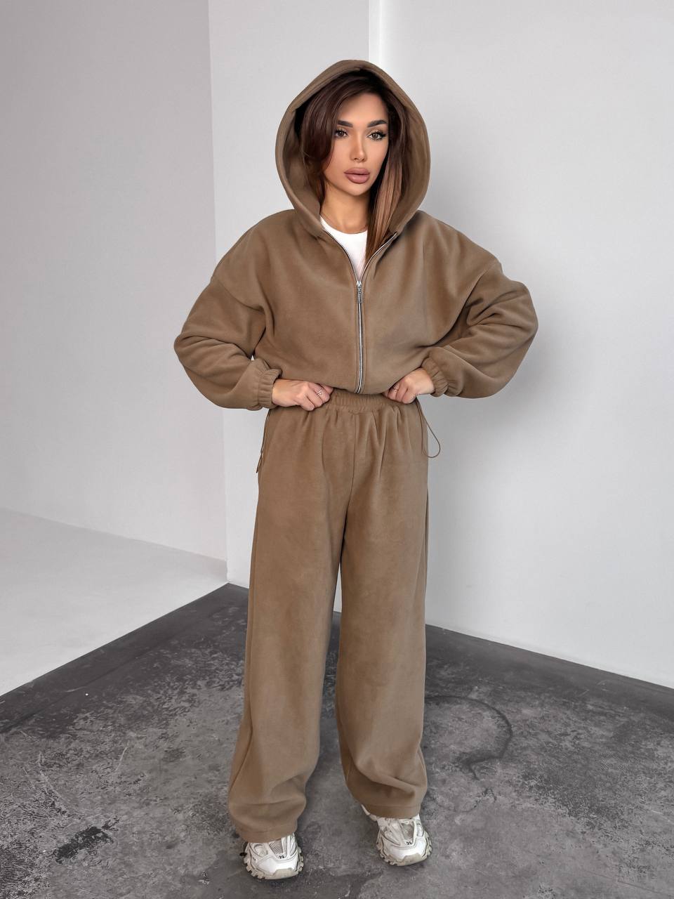 Жіночий теплий костюм iз фліса кавового кольору 35984