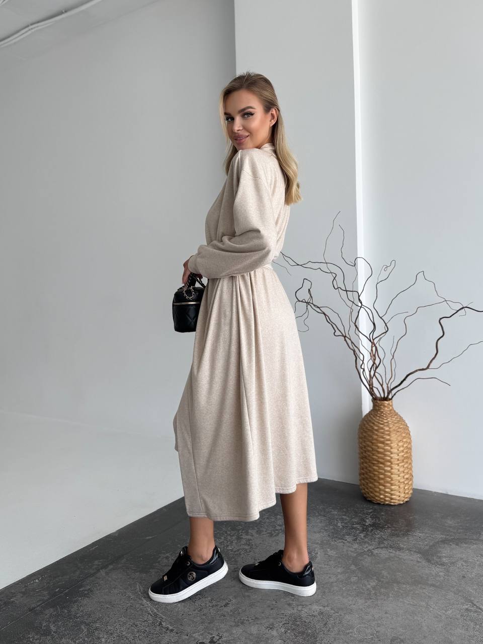 Жіночий теплий костюм кардиган+сукня бежевого кольору 34893