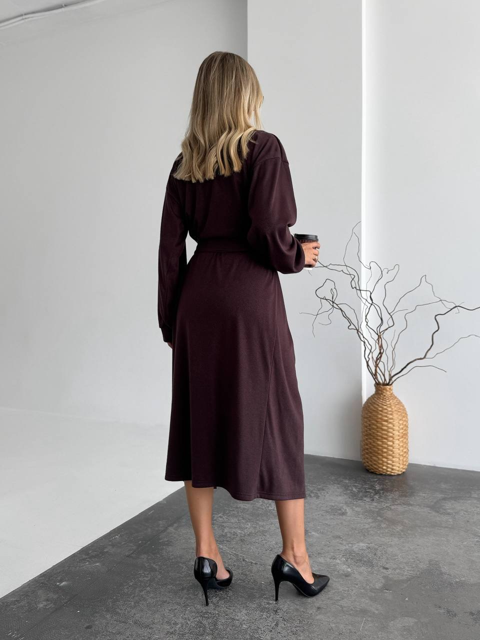 Жіночий теплий костюм кардиган+сукня коричневого кольору 34889