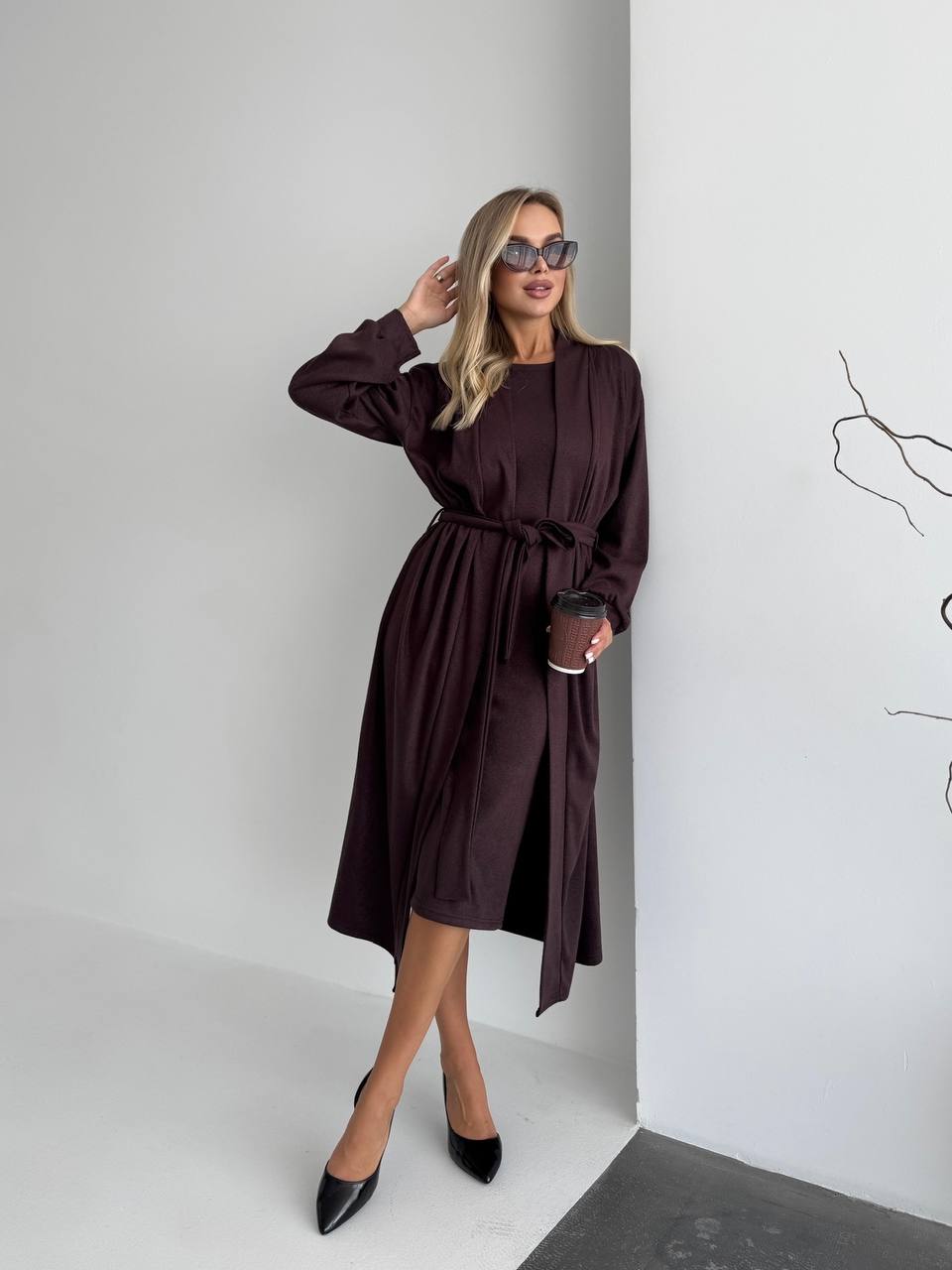 Жіночий теплий костюм кардиган+сукня коричневого кольору 34889