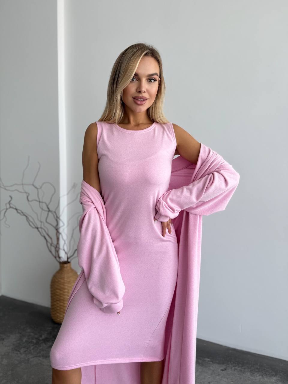 Жіночий теплий костюм кардиган+сукня рожевого кольору 34891