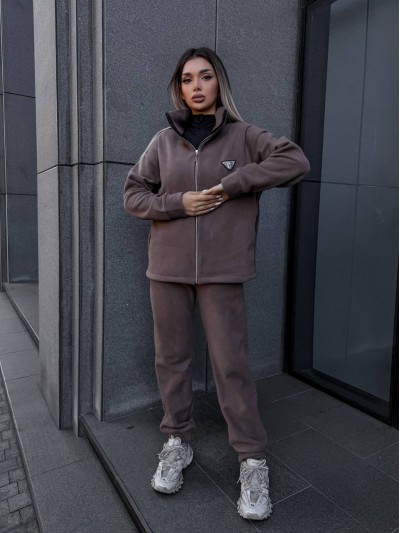 Жіночий теплий костюм на змiйцi коричневого кольору 35121