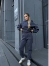 Женский теплый костюм с капюшоном графитового цвета 34511
