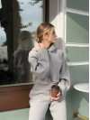 Жіночий теплий костюм з капюшоном сiрого кольору 35417