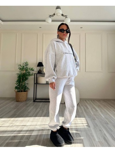 Женский теплый костюм с надписью на спине серого цвета 35148