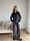 Жіночий теплий велюровий костюм графiтового кольору 35522