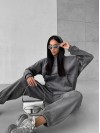Жіночий теплий велюровий костюм з капюшоном графiтового кольору 35699