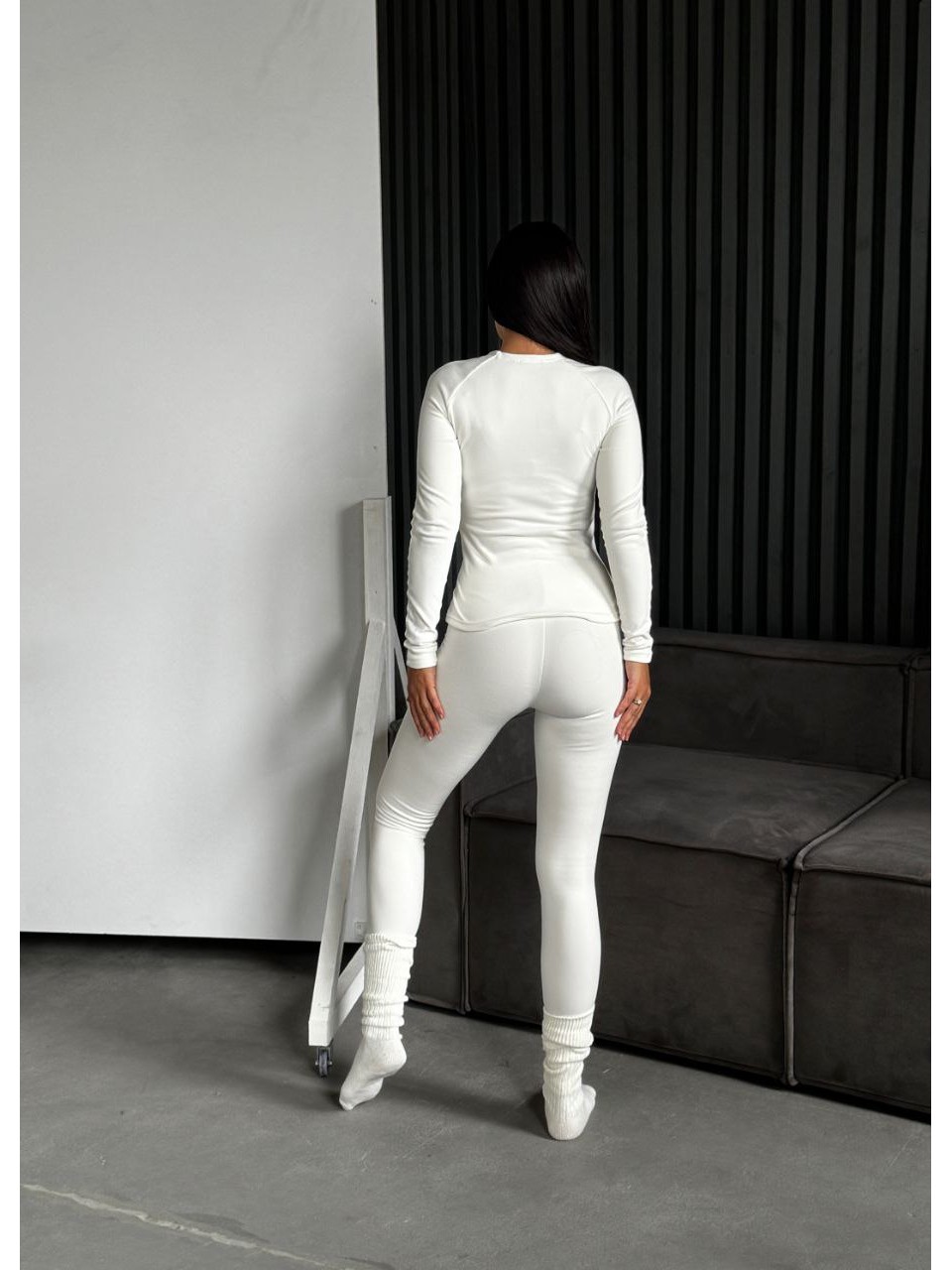 Жіночий термо-костюм молочного кольору 35337