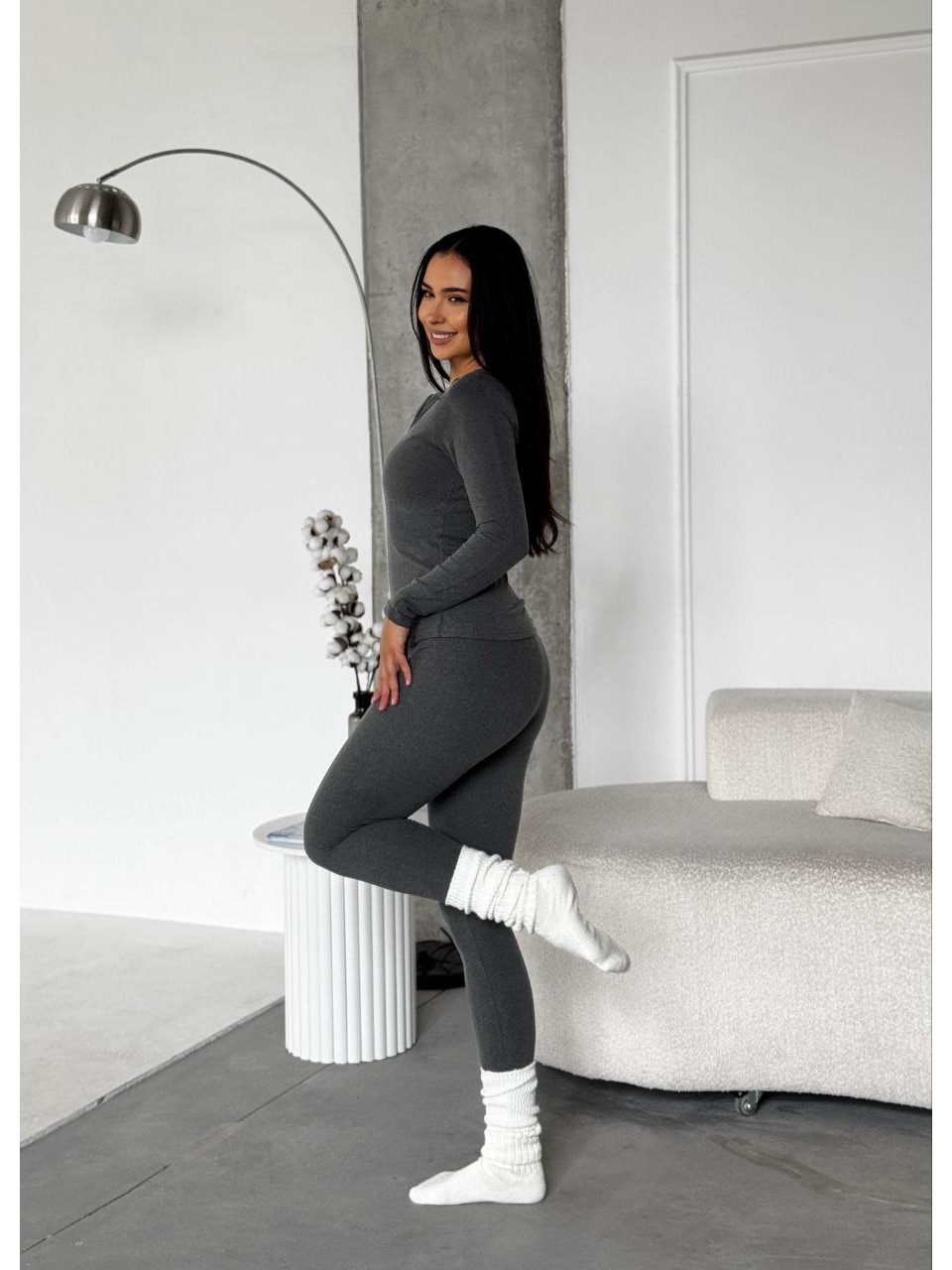 Жіночий термо-костюм сірого кольору 29922