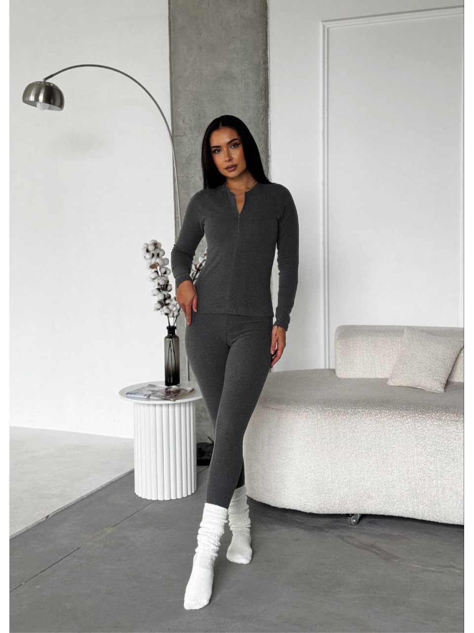 Жіночий термо-костюм сірого кольору 29922