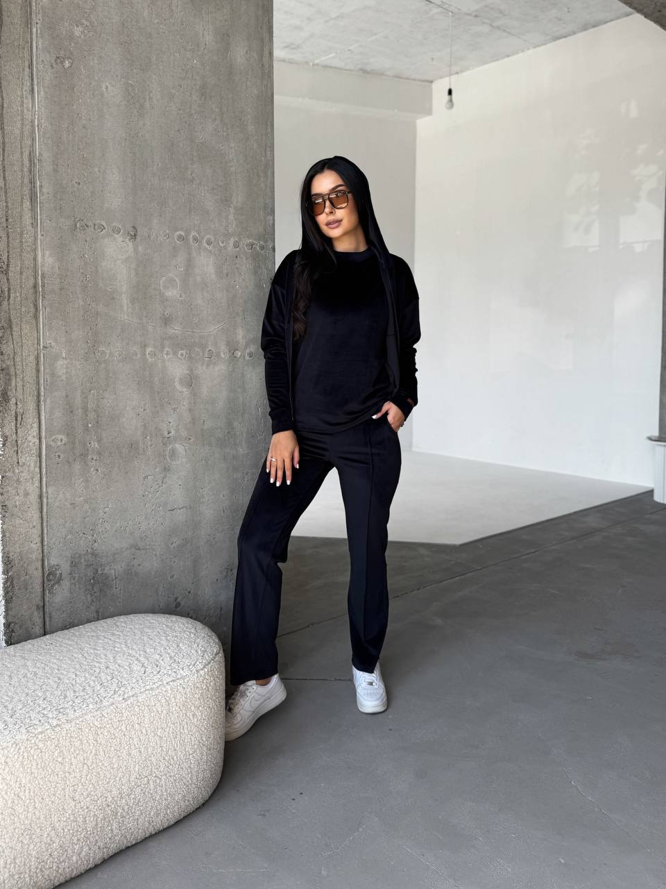 Жіночий велюровий костюм 3-ка чорного кольору 33847