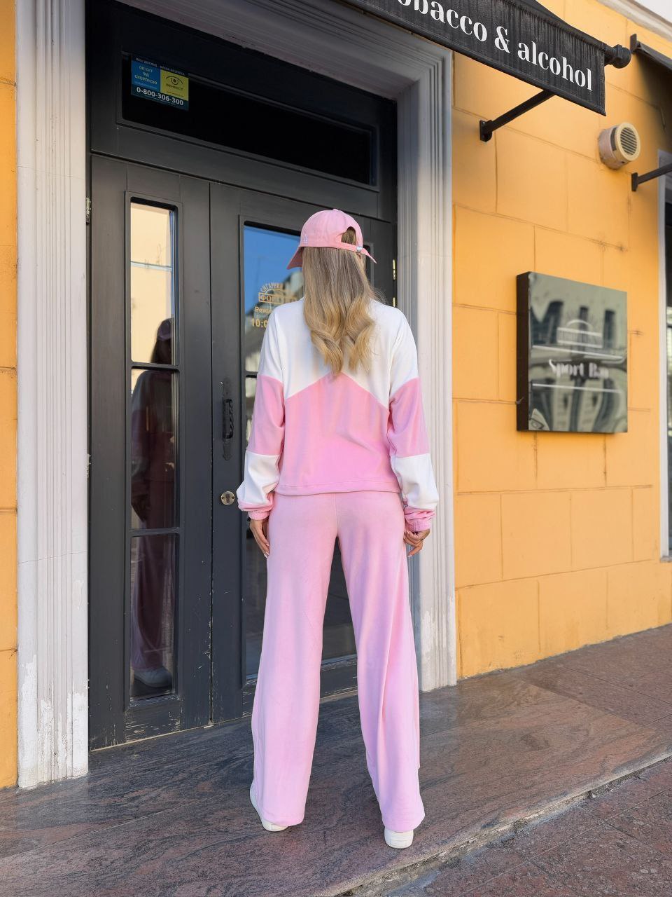 Женский велюровий костюм на змейке розового цвета 34952