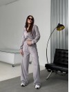 Жіночий велюровий костюм свiтло-сiрого кольору 34774