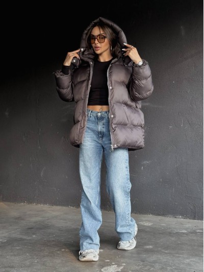 Жіночий зимовий пуховик коричневого кольору 35258